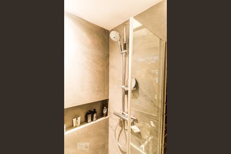 Apartamento à venda com 70m², 1 quarto e 1 vagaBanheiro