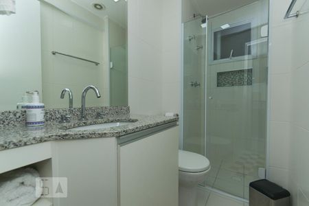 Apartamento à venda com 83m², 3 quartos e 2 vagasBanheiro