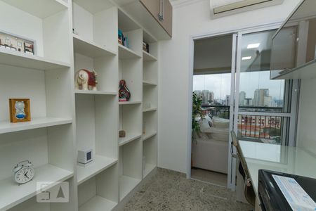 Apartamento à venda com 83m², 3 quartos e 2 vagasQuarto 1