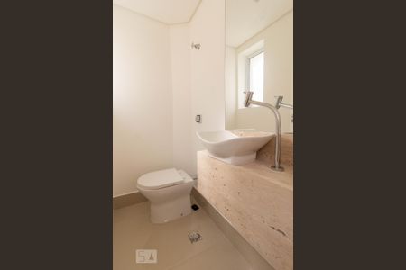 Lavabo de apartamento para alugar com 4 quartos, 130m² em Jardim Paulista, São Paulo