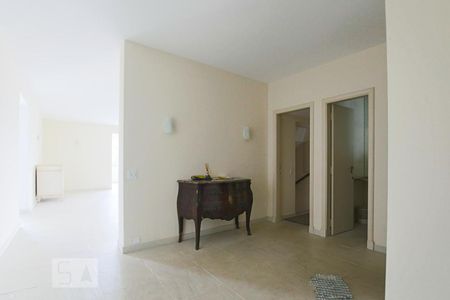 Lobby de casa à venda com 3 quartos, 369m² em Pacaembu, São Paulo