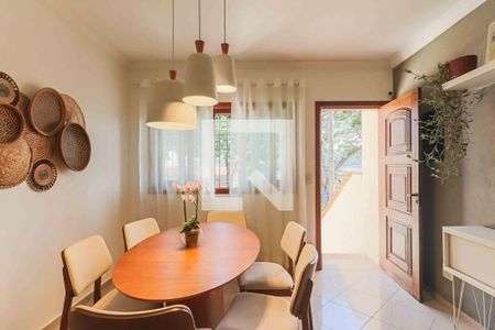 Sala de casa à venda com 2 quartos, 150m² em Conjunto Residencial Butantã, São Paulo