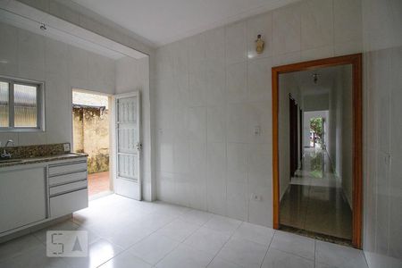 Casa para alugar com 140m², 2 quartos e 1 vaga Casa para alugar com 140m², 2 quartos e 1 vagaCozinha