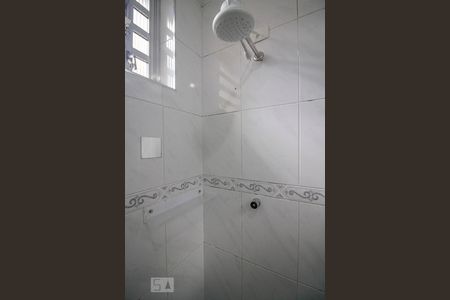 Casa para alugar com 140m², 2 quartos e 1 vaga Casa para alugar com 140m², 2 quartos e 1 vagaBanheiro