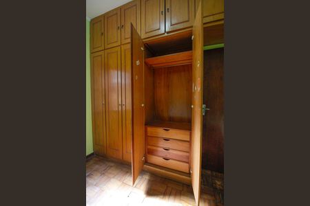 Casa para alugar com 140m², 2 quartos e 1 vaga Casa para alugar com 140m², 2 quartos e 1 vagaQuarto 2