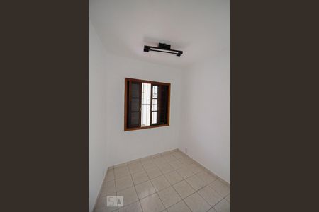 Casa para alugar com 140m², 2 quartos e 1 vaga Casa para alugar com 140m², 2 quartos e 1 vagaQuarto Reversível