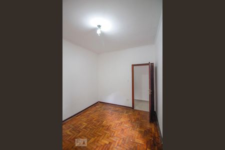Casa para alugar com 140m², 2 quartos e 1 vaga Casa para alugar com 140m², 2 quartos e 1 vagaQuarto