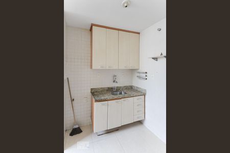 Apartamento à venda com 61m², 3 quartos e sem vagaCozinha