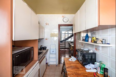 Apartamento para alugar com 180m², 4 quartos e 2 vagasCozinha
