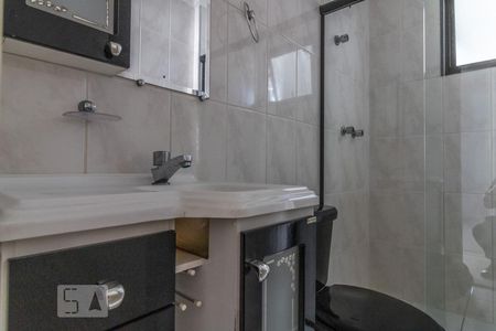 Banheiro de apartamento à venda com 2 quartos, 67m² em Rudge Ramos, São Bernardo do Campo
