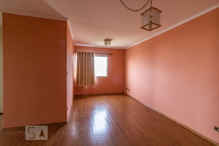 Apartamento para alugar com 68m², 2 quartos e 1 vagaSala