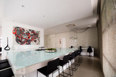 Apartamento à venda com 84m², 1 quarto e 1 vagaÁrea comum