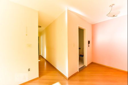 Sala de apartamento à venda com 2 quartos, 68m² em Baeta Neves, São Bernardo do Campo