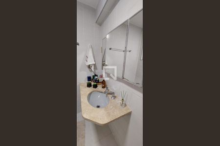 Apartamento para alugar com 140m², 3 quartos e 1 vaga