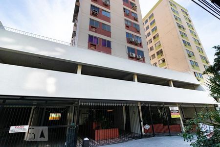 Apartamento à venda com 50m², 2 quartos e 1 vagaFachada