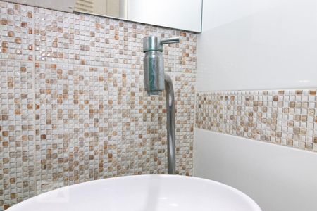 Banheiro de apartamento à venda com 2 quartos, 50m² em Todos Os Santos, Rio de Janeiro