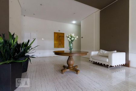 Apartamento à venda com 60m², 2 quartos e 1 vagaHall de Entrada