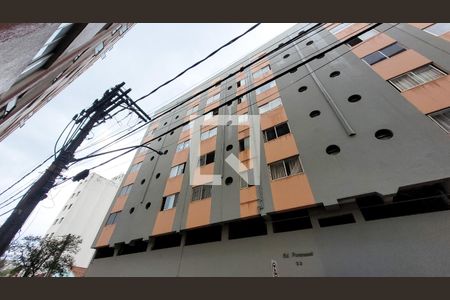 Apartamento à venda com 51m², 1 quarto e sem vaga Apartamento à venda com 51m², 1 quarto e sem vagaFachada