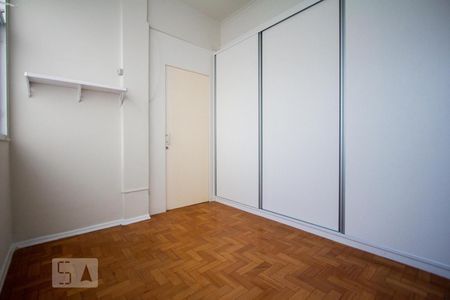 Quarto de kitnet/studio para alugar com 1 quarto, 55m² em Laranjeiras, Rio de Janeiro