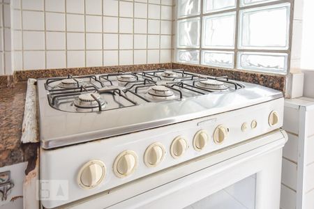 Apartamento para alugar com 69m², 2 quartos e 2 vagasCozinha