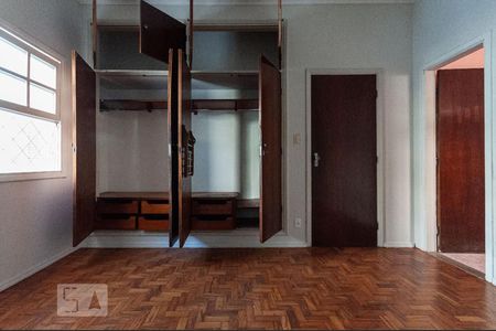 Casa à venda com 169m², 3 quartos e 2 vagas Casa à venda com 169m², 3 quartos e 2 vagasQuarto 3 - Suíte