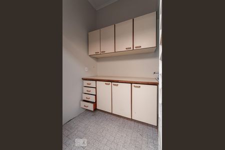 Casa à venda com 169m², 3 quartos e 2 vagas Casa à venda com 169m², 3 quartos e 2 vagasCozinha