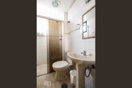 Apartamento à venda com 71m², 2 quartos e sem vagaBanheiro suite 