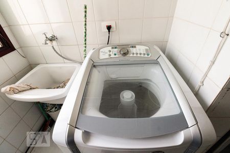 Apartamento à venda com 71m², 2 quartos e sem vagaDetalhe área de serviço 