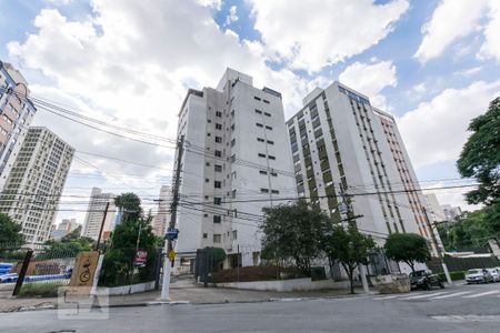 Apartamento para alugar com 38m², 1 quarto e 1 vagaFachada
