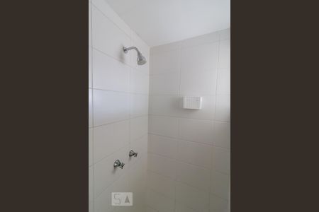 Chuveiro de apartamento para alugar com 2 quartos, 56m² em Jardim Rosa de Franca, Guarulhos