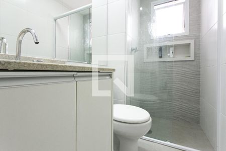 Apartamento à venda com 81m², 2 quartos e 2 vagasBanheiro da Suíte