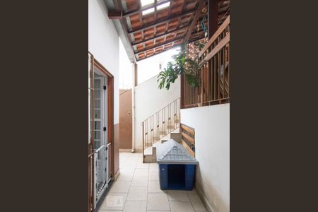 Quintal de casa à venda com 2 quartos, 120m² em Lauzane Paulista, São Paulo