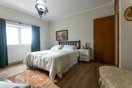 Casa de condomínio à venda com 540m², 3 quartos e 6 vagas Casa de condomínio à venda com 540m², 3 quartos e 6 vagasSuite - Piso Superior