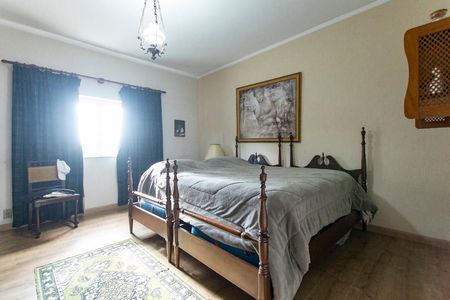 Casa de condomínio à venda com 540m², 3 quartos e 6 vagas Casa de condomínio à venda com 540m², 3 quartos e 6 vagasQuarto 1 - Piso Superior