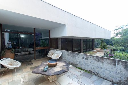 Casa de condomínio à venda com 540m², 3 quartos e 6 vagas Casa de condomínio à venda com 540m², 3 quartos e 6 vagasArea de Descanso - Externa