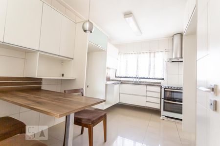 Cozinha de apartamento à venda com 4 quartos, 115m² em Vila Parque Jabaquara, São Paulo