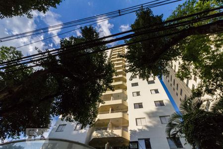 Apartamento para alugar com 74m², 2 quartos e 1 vagaFachada do Prédio