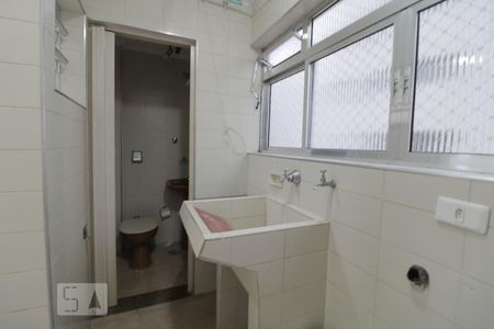 Apartamento para alugar com 74m², 2 quartos e 1 vagaArea de serviço