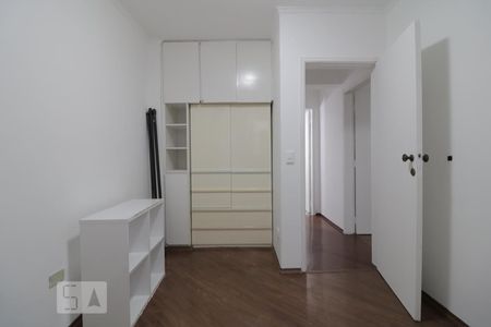 Apartamento para alugar com 74m², 2 quartos e 1 vagaQuarto 1