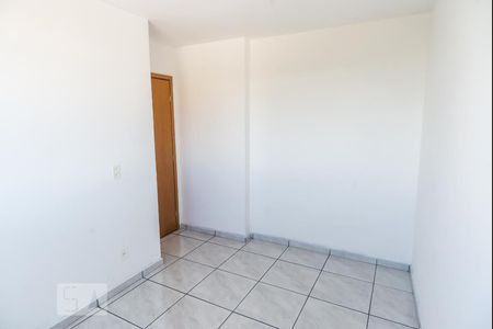 Quarto 1 de apartamento à venda com 2 quartos, 48m² em Protásio Alves, Porto Alegre