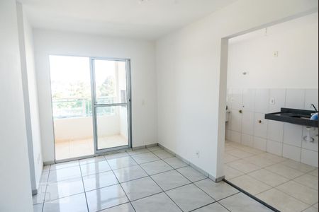 Sala de apartamento à venda com 2 quartos, 48m² em Protásio Alves, Porto Alegre