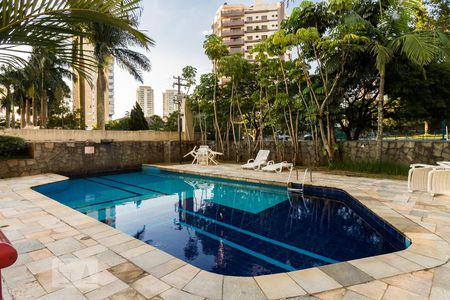 Apartamento para alugar com 213m², 3 quartos e 3 vagasPiscina