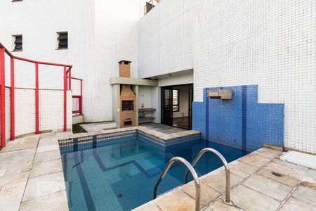 Apartamento para alugar com 213m², 3 quartos e 3 vagaspiscina