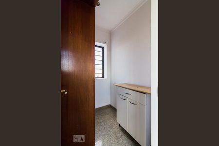 Apartamento para alugar com 213m², 3 quartos e 3 vagasDespensa 
