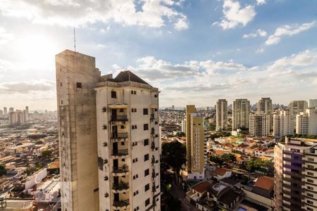 Apartamento para alugar com 213m², 3 quartos e 3 vagasVista da sacada da suíte 