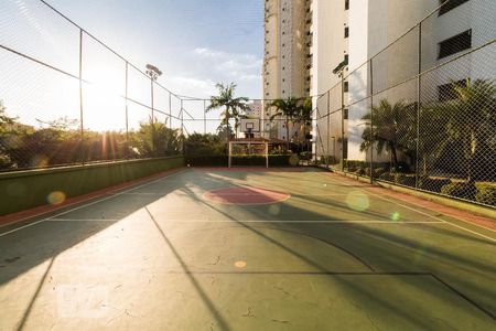 Apartamento para alugar com 213m², 3 quartos e 3 vagasQuadra