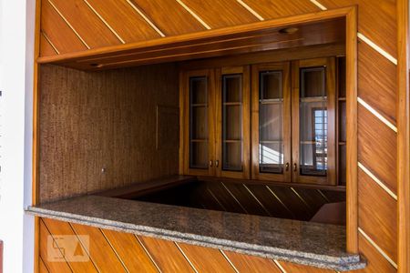 Apartamento para alugar com 213m², 3 quartos e 3 vagasBar