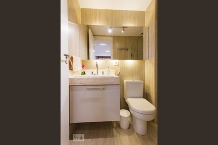 Banheiro Social de apartamento para alugar com 2 quartos, 70m² em Jacarepaguá, Rio de Janeiro