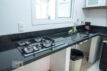 Casa de condomínio para alugar com 190m², 3 quartos e 3 vagasCozinha