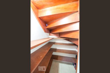 Casa de condomínio para alugar com 190m², 3 quartos e 3 vagasDispensa